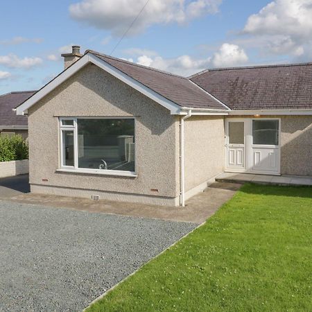 Bay View Bungalow Benllech, 5 Min Walk From Beach Villa Exteriör bild